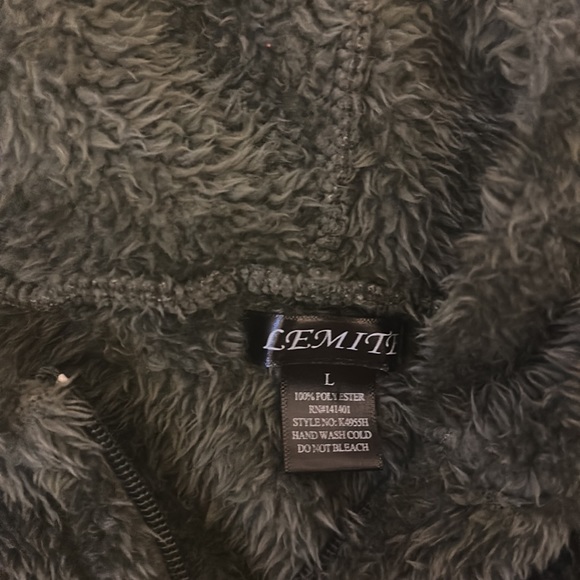 Sweatshirt - Picture 2 of 2